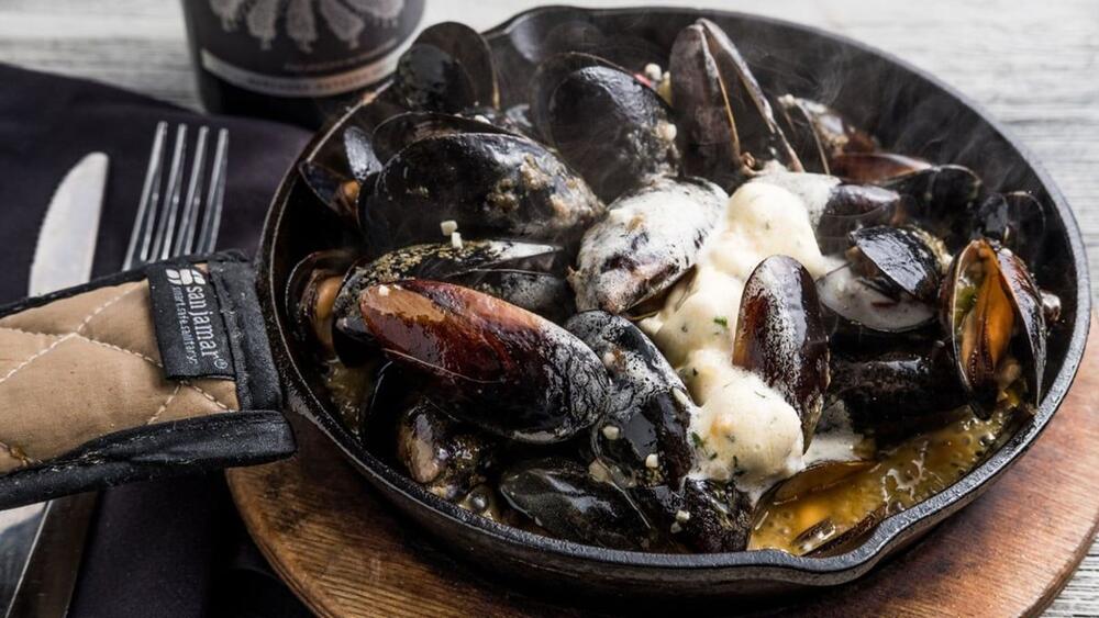 Steamed Mussels