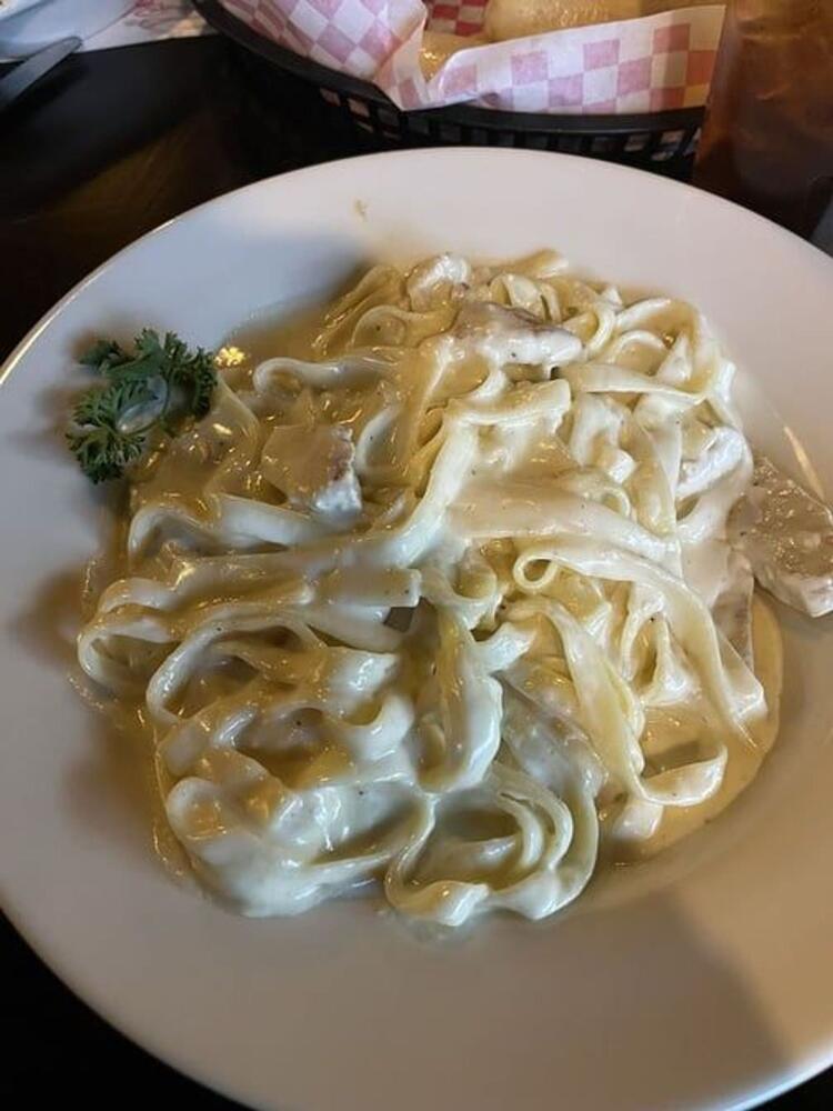 Chicken Fettuccine Alfredo